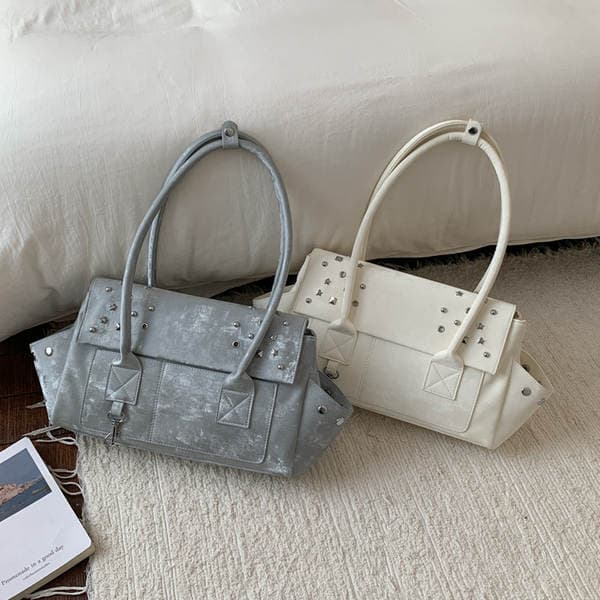 Retro Large Capacity Women's Bag 2026 New Casual Single Shoulder Underarm Bag Textured Studded Commuter Boston Bag Trendy