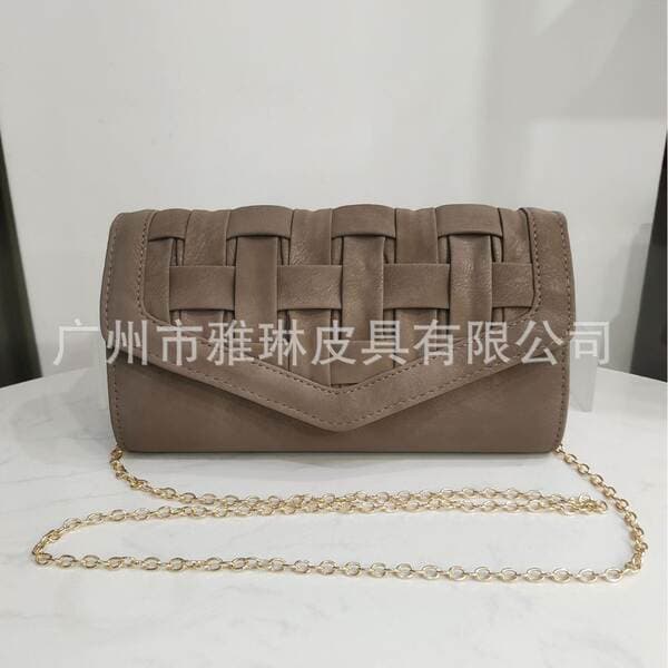 European And American Women's Leather Evening Bag, Elegant Woven Flap Clutch For Formal Gowns And Banquets