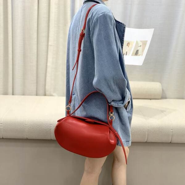 Cross-Border New Solid Color Baguette Handbag 2025 Summer Crossbody Casual Versatile 3D Underarm Small Round Women's Bag