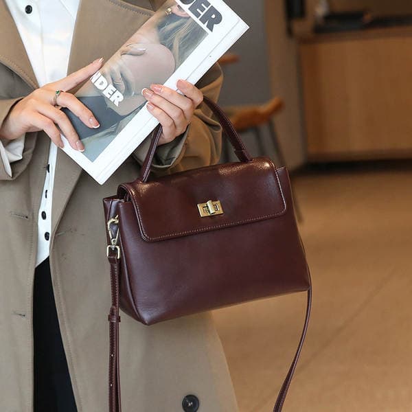 Women's Leather Shoulder Bag 2025 New Premium Retro Style Fashion Universal Commuter Handbag
