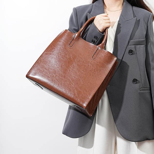 Custom Large Capacity Women's Genuine Leather Tote Bag, Commuter Laptop Bag, Business Briefcase For Women