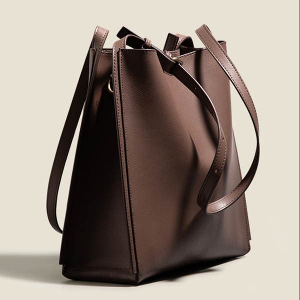 Genuine Leather Tote Bag 2026 New Retro Shoulder Bag Fashion Large Capacity Crossbody Bag Simple Commuter Bucket Bag For Women