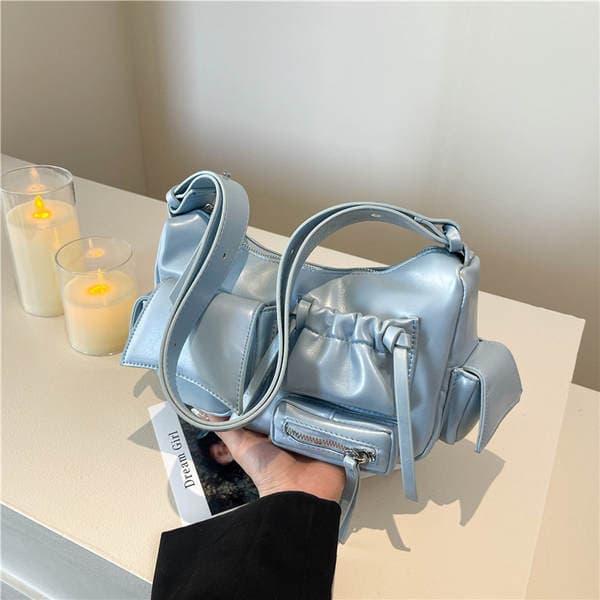 Niche Design Motorcycle Bag For Women 2025 New Fashion Retro Oil Wax Leather Shoulder Bag Trendy Commuter Crossbody Bag