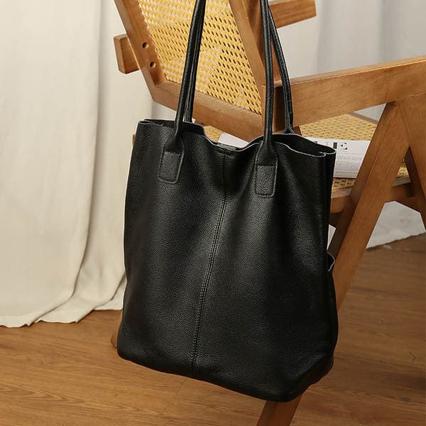 New Genuine Leather Large Capacity Shoulder Tote Bag For Women High-End Minimalist Commuter Soft Cowhide Bucket Bag