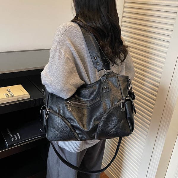 Cross-Border Hot Sale Large Capacity Tote Bag For Women, High-End Luxury Trendy Cool Motorcycle Style Shoulder Bag, Versatile 2026
