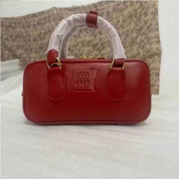 2024 New Retro Versatile Bowling Handbag Fashion Niche Crossbody Bag Maillard Style Women's Bag
