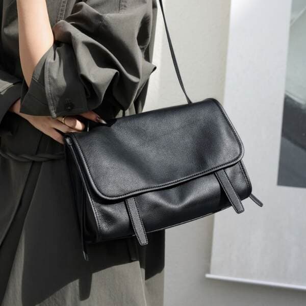 Genuine Leather Women's Crossbody Bag 2026 New Arrival Luxury Vintage Shoulder Bag Fashion Versatile Commuter Handbag