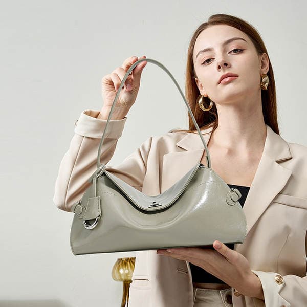 Cowhide Leather French Niche Style Luxury Women's Underarm Bag, High-End Commuter Handbag And Shoulder Bag