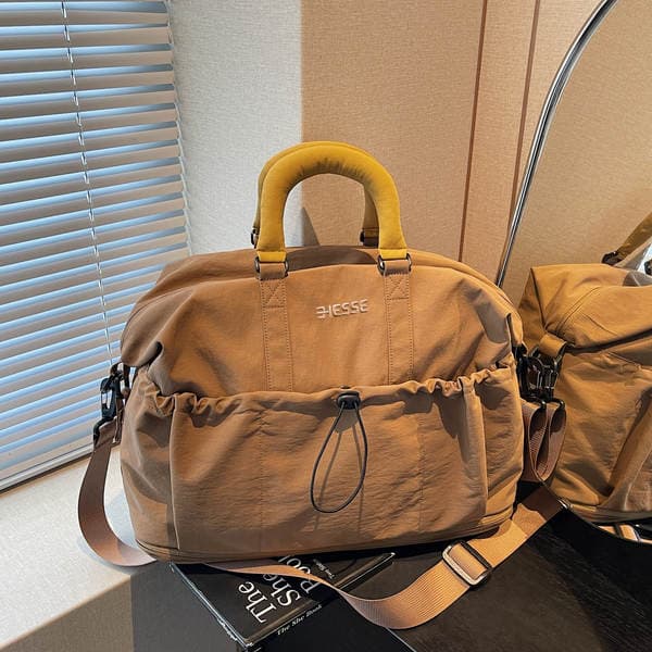 2026 New Lazy Style Large Capacity Commuter Bag, Contrast Color Hand-Carry Design, Simple Versatile Travel & Gym Dual-Use Bag