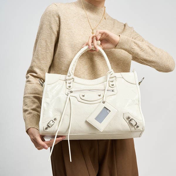 New Trendy Women's Studded Retro Motorcycle Bag - Luxury Genuine Leather Large Capacity Tote Shoulder Crossbody Handbag