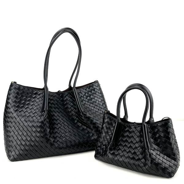 2025 New Cowhide Woven Handbag Niche Fashion Shoulder Crossbody Bag Women's Banquet Envelope Bag
