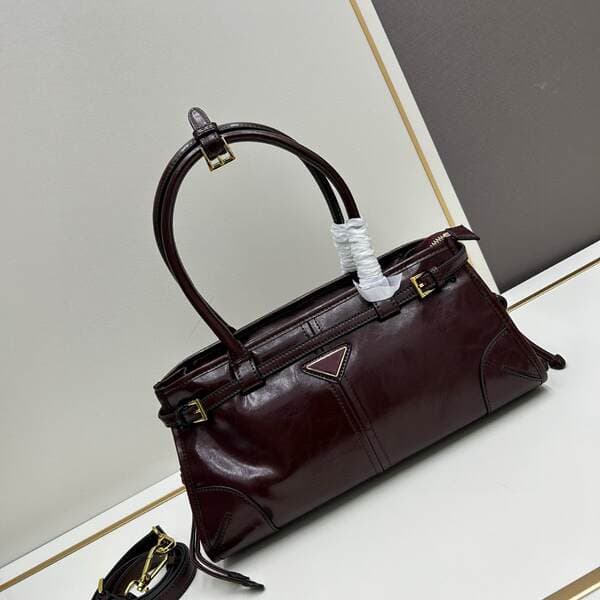 Cross-border P-style Women's Genuine Leather Handbag, MONA Style Motorcycle Bag, Oil Wax Leather Retro Shoulder Underarm Bag