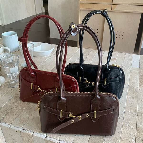 Retro Handheld Commuter Bag For Women Autumn 2026 New Trendy Korean Style Niche Underarm Bag Large Capacity Bowling Bag