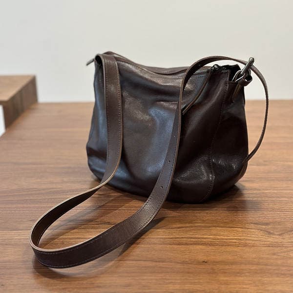 2025 New Women's Japanese Style Vegetable-Tanned Cowhide Shoulder Bag, Casual Genuine Leather Crossbody Bag, High-Quality Bucket Bag
