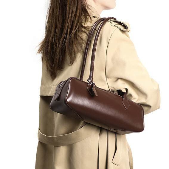 2026 New French Niche Design Single Shoulder Bag, Commuter Cowhide Underarm Bag, Versatile Long Red Baguette Bag For Women