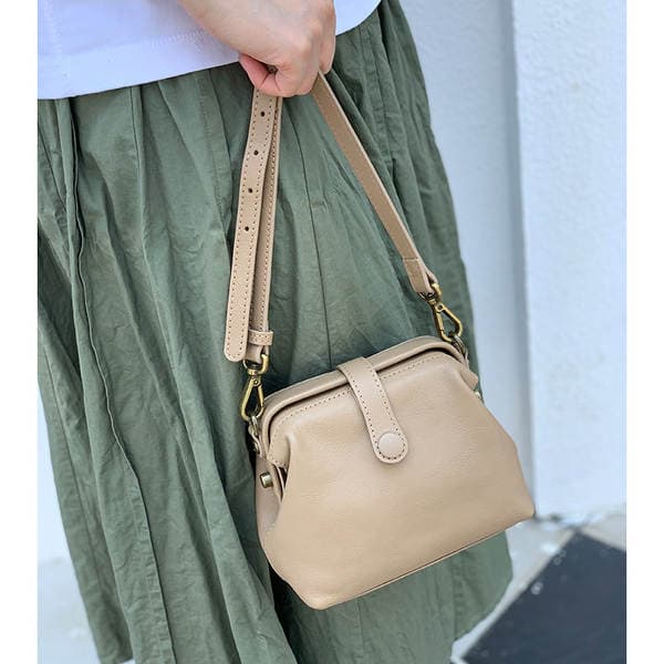Wholesale New Women's Crossbody Bag Genuine Leather Casual Commuter Doctor Bag Large Capacity Vintage Shoulder Bag Vegetable Tanned Leather