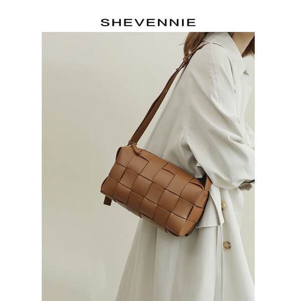 Niche Cowhide Shoulder Square Tote Bag Large Capacity Crossbody Bag Casual Women's Fashion Versatile Handbag Retro