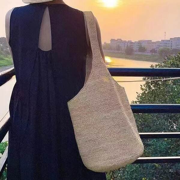 Women's Summer Fashion Raffia Woven Tote Bag - Large Capacity Shoulder Bag For Beach Vacation & Travel Bucket Bag