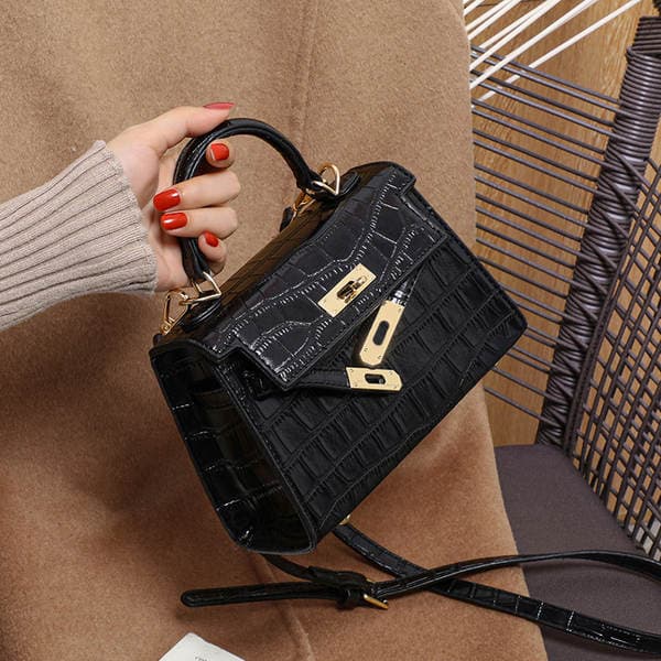 2026 New Fashion Crossbody Underarm Mini Bag Luxury Small Square Handbag Versatile Genuine Leather Women's Bag