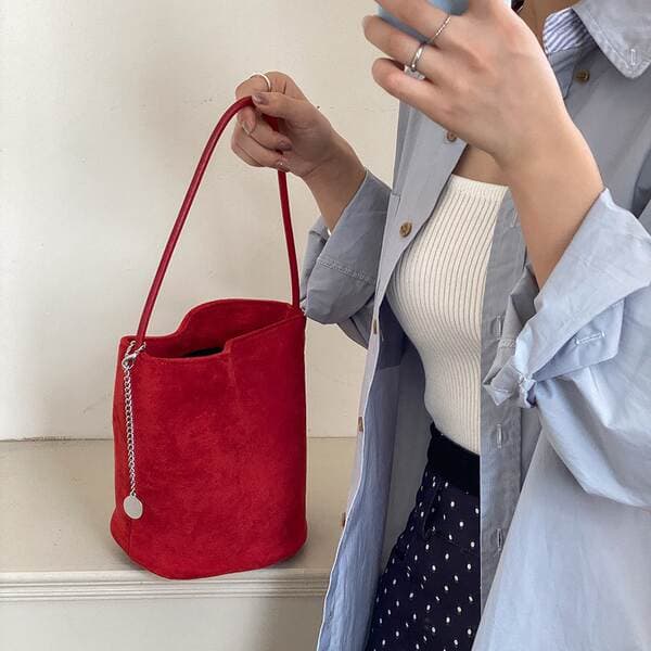 Autumn/Winter New Bucket Bag Niche Korean Style Retro Cylindrical Suede Bag Versatile Fashion Commuter Shoulder Bag