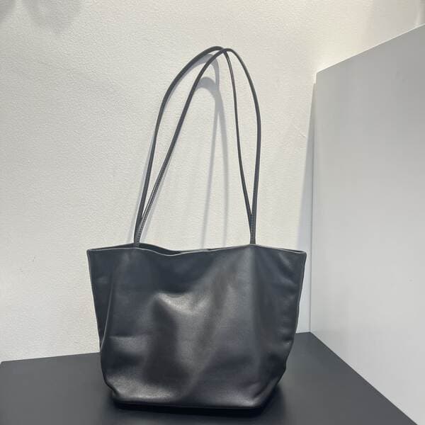 Large Capacity Matte Cowhide Tote Bag, Vintage Red Suede Shoulder Bag, Underarm Bucket Bag For Women