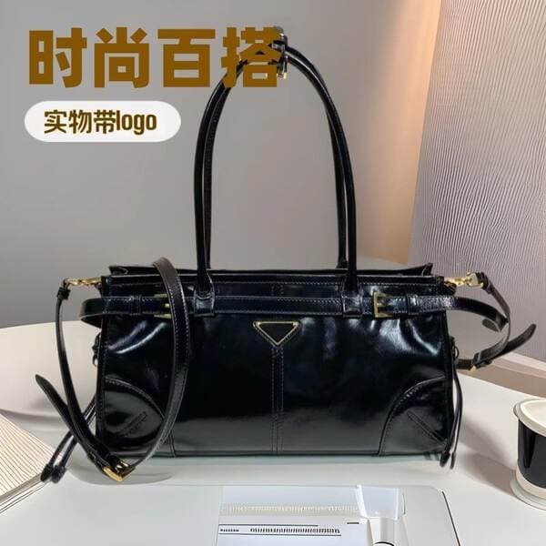 2025 SoftLux Boston Oil Wax Leather Women's Bag Single Shoulder Crossbody Commuter Underarm Handbag Light Retro