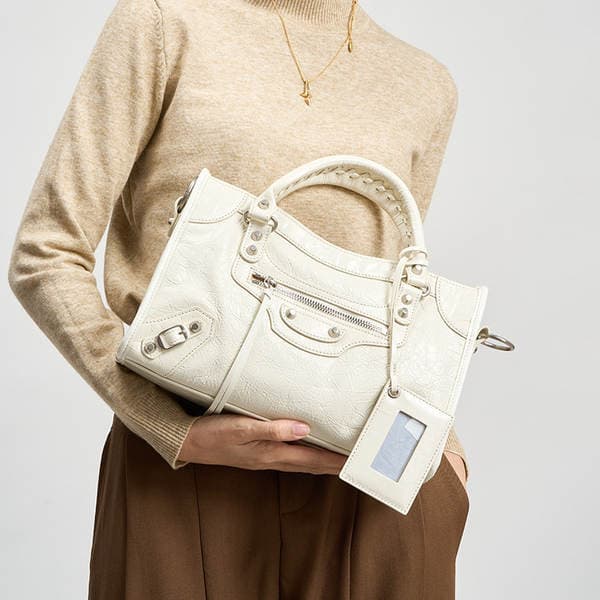 ABG Style Studded Motorcycle Bag Retro Crossbody Genuine Leather Tote Bag Luxury New Women's Handbag