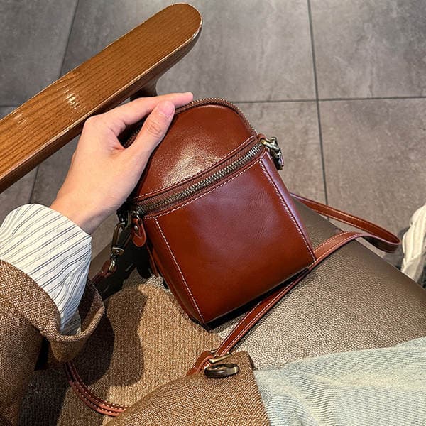 2026 Spring/Summer Genuine Leather Mini Bag - Versatile Single Shoulder Crossbody Vertical Niche Retro Mobile Phone Bag For Women