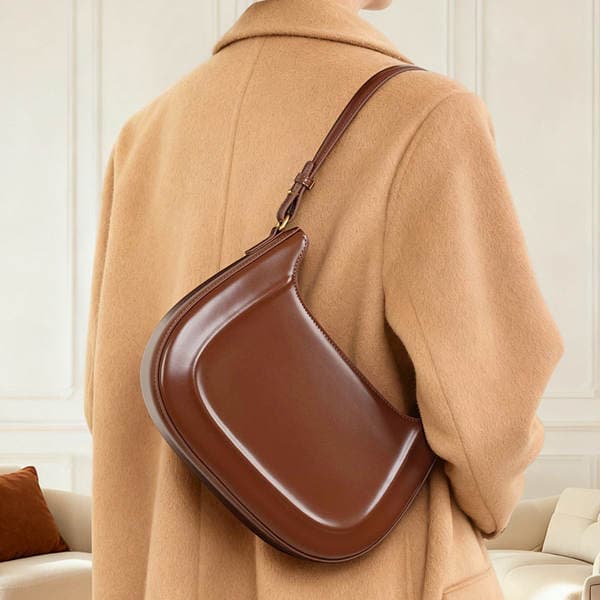 Retro Saddle Bag Red Wedding Bag 2026 Genuine Leather Women's Shoulder Crossbody Bag Fashion Commuter Texture Handbag
