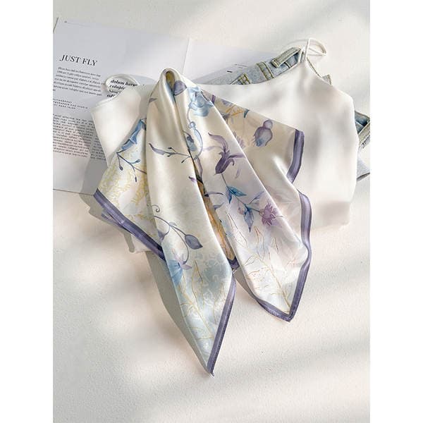 Light Luxury Nordic Style Purple Morning Glory Print Mulberry Silk Scarf For Women High-End Elegant 100% Pure Silk Small Square Scarf