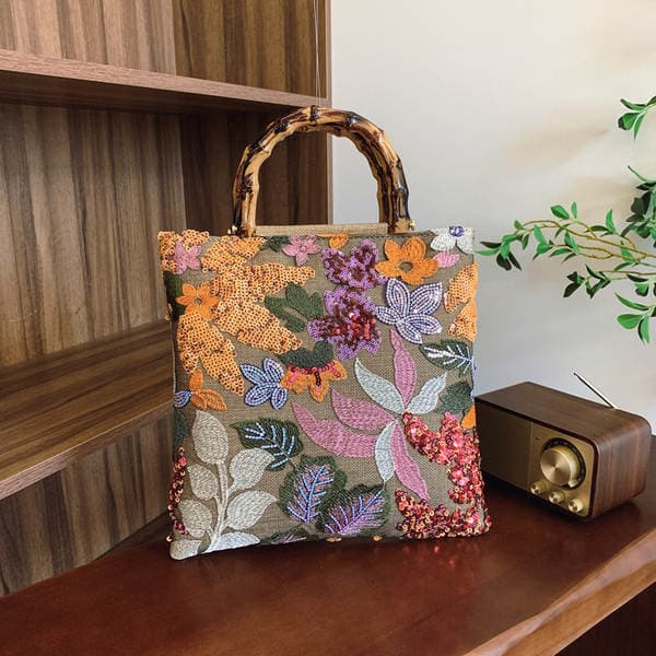Cross-Border New Bamboo Joint Handle Bag Luxury Colorful Sequins Retro Women's Handbag Heavy Embroidery Trendy Evening Bag