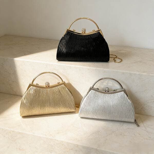 Luxury Women's Banquet Bag Diamond-Inlaid Pleated Handbag High-End Party Evening Clutch Wholesale