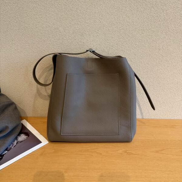 2024 New Trendy Women's Large Capacity Shoulder Bag - High-Quality Versatile Crossbody Bag For Commuting