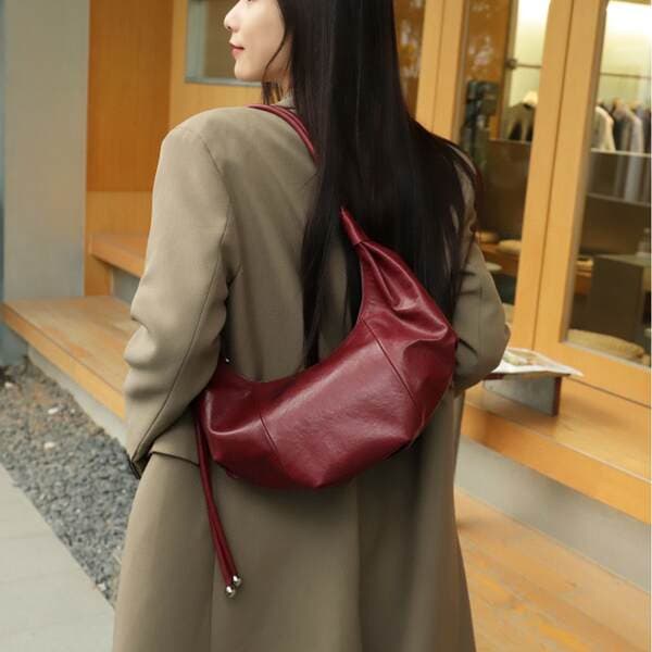 Celebrity Style Crossbody Bag Genuine Leather Original Design Shoulder Bag Underarm Bag Large Capacity Commuter Bag For Women
