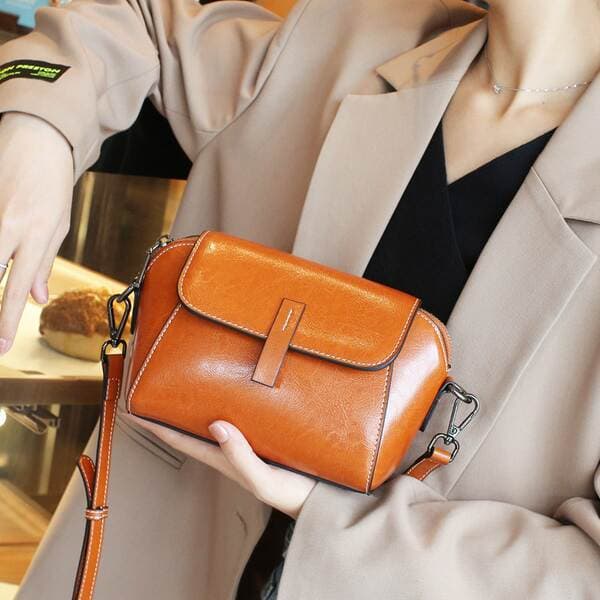 Luxury Genuine Leather Women's Bag Fashion Retro Shell Bag New Spring Summer Oil Wax Cowhide Shoulder Crossbody Bag 6010