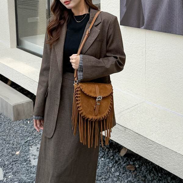 2025 Autumn/Winter New Retro Matte Leather Tassel Crossbody Bag For Women Versatile Slimming Saddle Bag Fashion Commuter Shoulder Bag