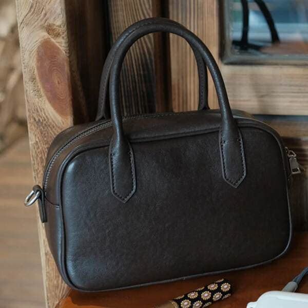 Retro Niche Wide Bowling Bag For Women, Vegetable-Tanned Leather Commuter Shoulder Crossbody Bag, Versatile Minimalist Small Square Handbag