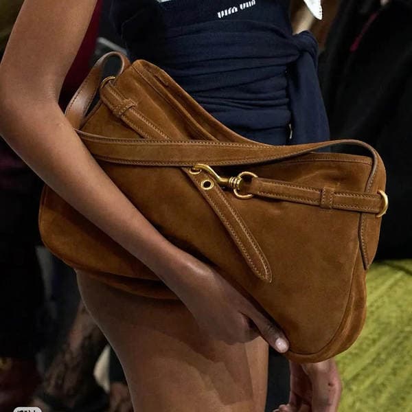 2025 New Underarm Bag Suede Commuter Bag Vintage Handheld Shoulder Bag Baguette Bag For Women Spring Edition