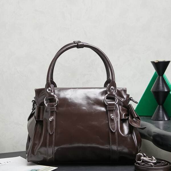 M-Style Oil Wax Leather Motorcycle Bag - New Retro Sweet & Cool Foldable Zipper Bow Handle Crossbody Commuter Bag