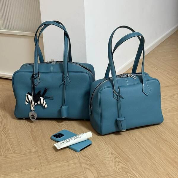 Genuine Leather Large Capacity Women's Tote Bowling Bag 2026 New Arrival Luxury Commuter Shoulder Boston Bag Underarm Bag