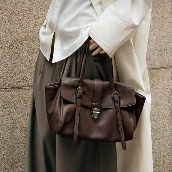 Premium Vegetable-Tanned Leather Baguette Briefcase For Women 2026 New Casual Retro Commuter Handbag Shoulder Bag