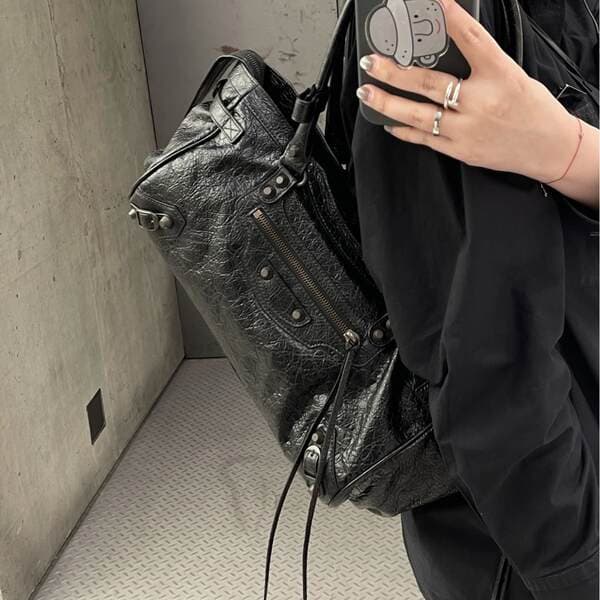 Bajia East-West Studded Biker Shoulder Bag For Women - Retro Commuter Large Capacity Handbag