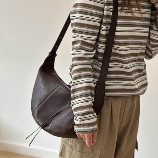 2025 New Women's Leather Bag First Layer Cowhide Crossbody Bag Casual Half Moon High-End Saddle Shoulder Bag