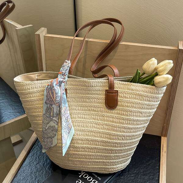 Women's Large Capacity Straw Woven Bag 2026 New Arrival Vacation Beach Bag Commuter Bucket Bag Market Tote