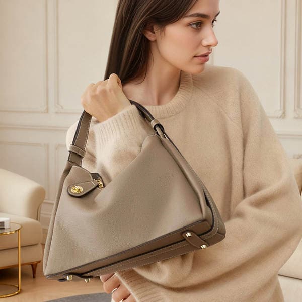 2026 New Luxury Genuine Leather Women's Bag Crossbody Shoulder Bag Fashion Underarm Bag Elegant Leather Handbag