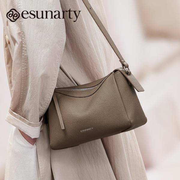 Women's Genuine Leather Crossbody Bag 2025 New Arrival Top Grain Cowhide Large Capacity Shoulder Bag Underarm Bag For Women