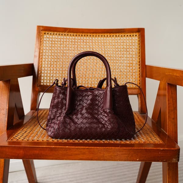 Woven Tote Bag Large Capacity Handbag Dual-Use Genuine Leather French Casual Handbag Trendy Cowhide Leather