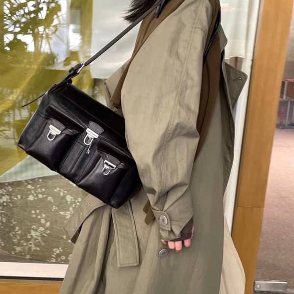Gear Bag Single Shoulder Top Grain Cowhide Crossbody Bag French Niche Commuter Bag Flocked Leather Messenger Bag