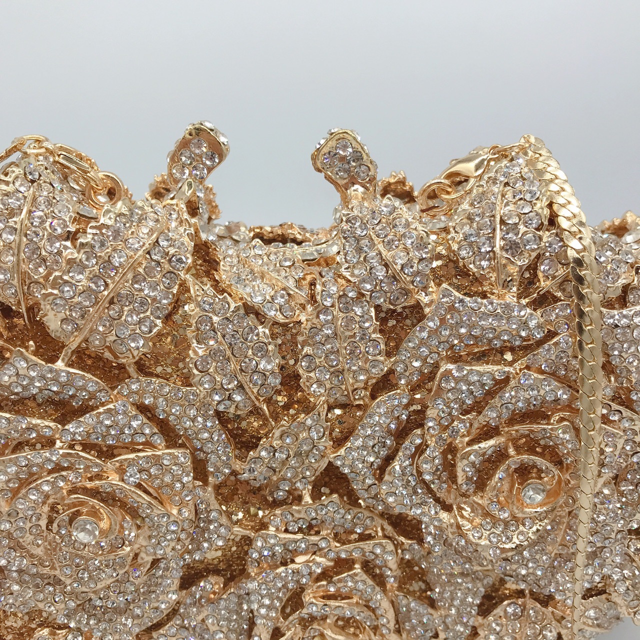 Luxury Hollow Rose Diamond Evening Bag, Metal Hard Shell Clutch for Formal Dresses - Thumbnail 3