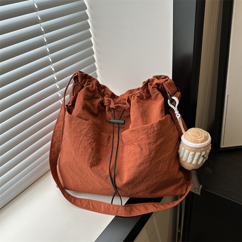 2025 New Nylon Canvas Tote Bag Fashionable Large Capacity Commuter Shoulder Bag & Crossbody Bag - Thumbnail 9